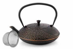 Litinová čajová konvice se sítkem 1100 ml - černý dekor
